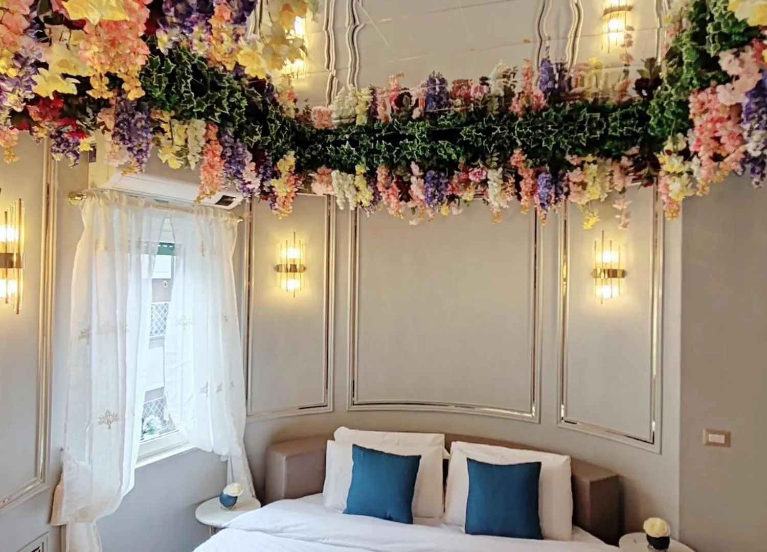 Apartment Flowers' Circle Of Piazza Di Spagna Rome Italy